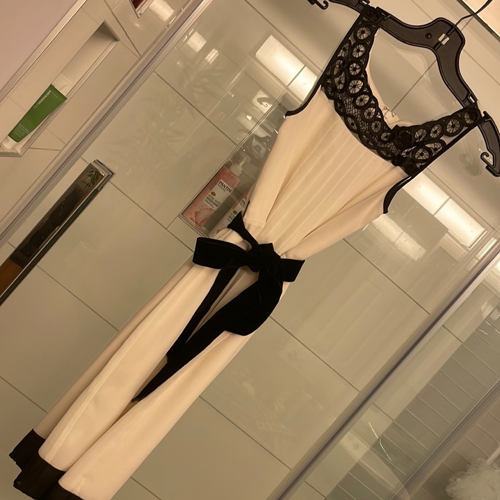 BCBG max & Cleo dress